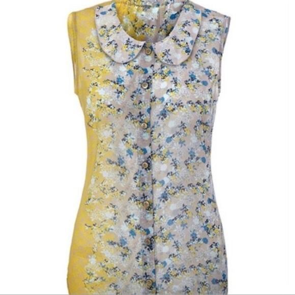 CAbi Floral Sleeveless PeterPan neck Blouse #5221 - Picture 3 of 10